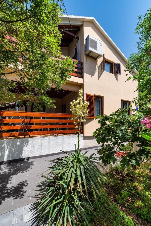 Vacation House Anna Karlobag Kültér fotó